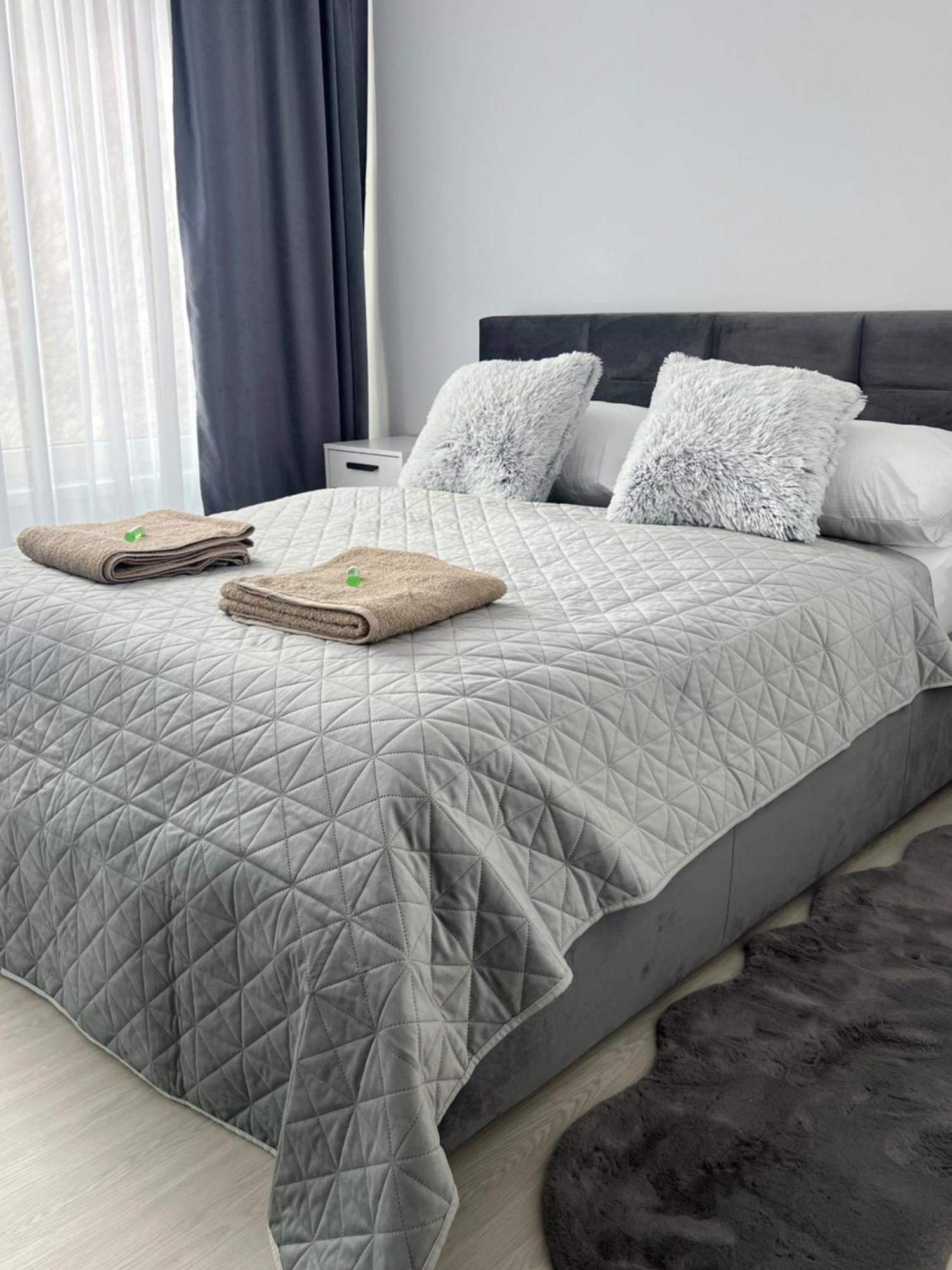 Skau Piano Family & Business Apartment Free Parking Bratislava Exterior photo